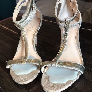 🚨B2G1 VINCE CAMUTO Silver Gold Animal Print Open Toe Short Heel